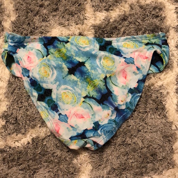 Flower bathing suit bottoms xs - Picture 1 of 3